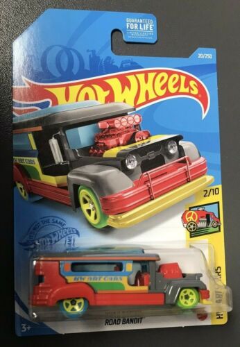 2021 Hot Wheels 20/250 ROAD BANDIT 2/10 HW ART CARS RED Jeepster Bus Taxi